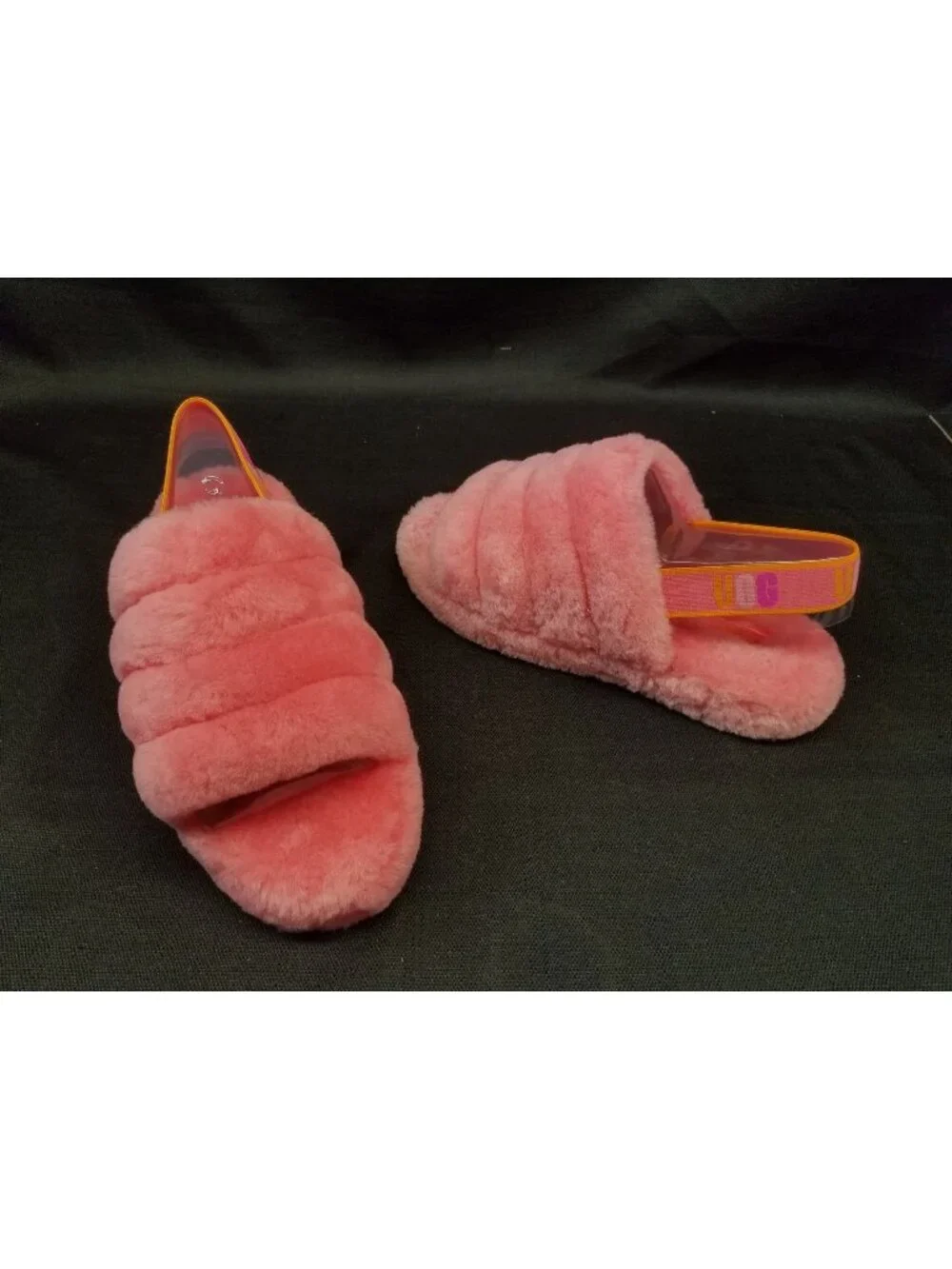 UGG Girls Fluff Yeah Slippers Slides Pink Size 6 NEW IN BOX!